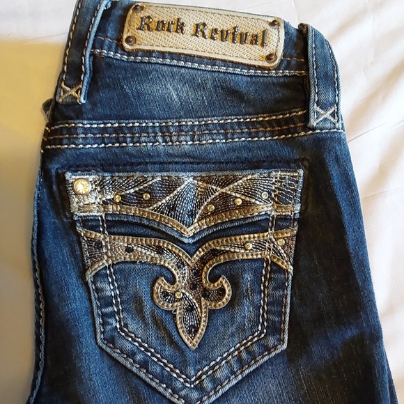 Rock Revival Denim - Rock Revival Women's Jeans Sapphire Mid-Rise Stretch Boot Embellished size 24